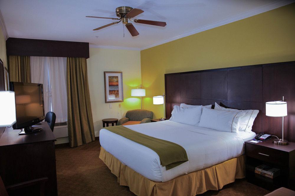 Holiday Inn Express Hotel & Suites Houston North Intercontinental By Ihg Westfield Exterior photo