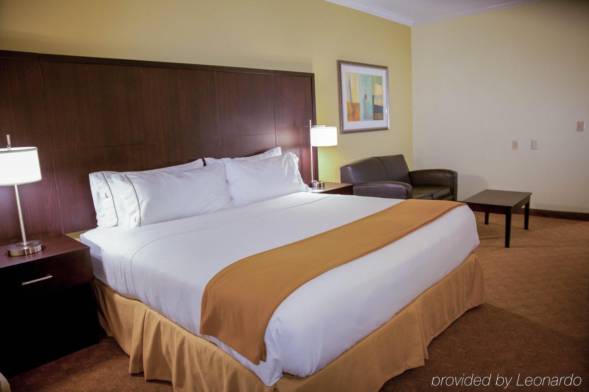 Holiday Inn Express Hotel & Suites Houston North Intercontinental By Ihg Westfield Exterior photo