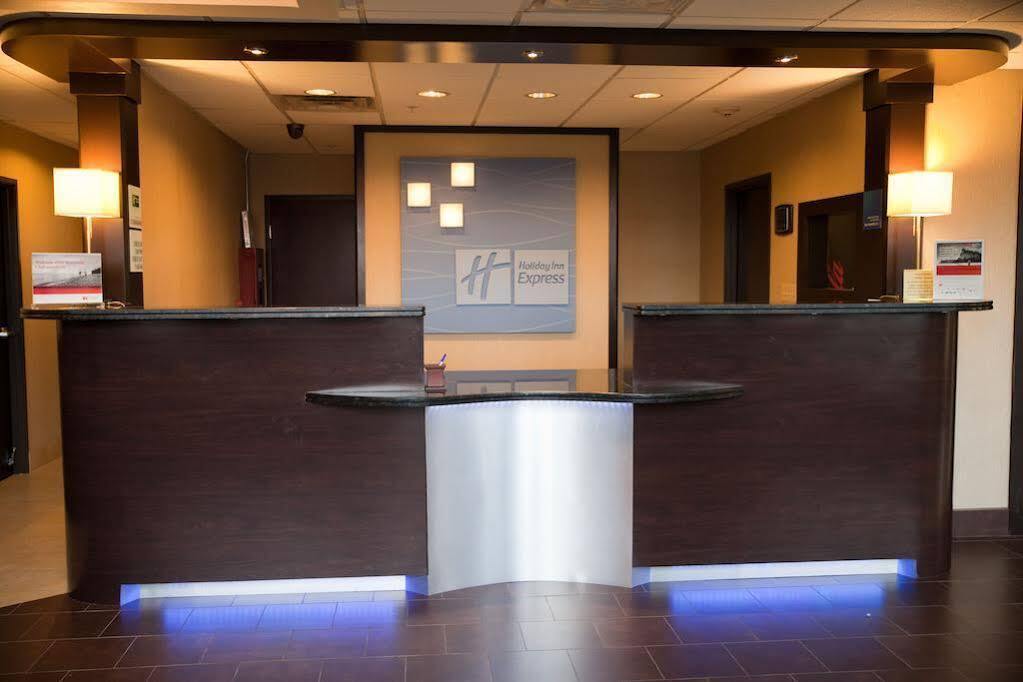 Holiday Inn Express Hotel & Suites Houston North Intercontinental By Ihg Westfield Exterior photo